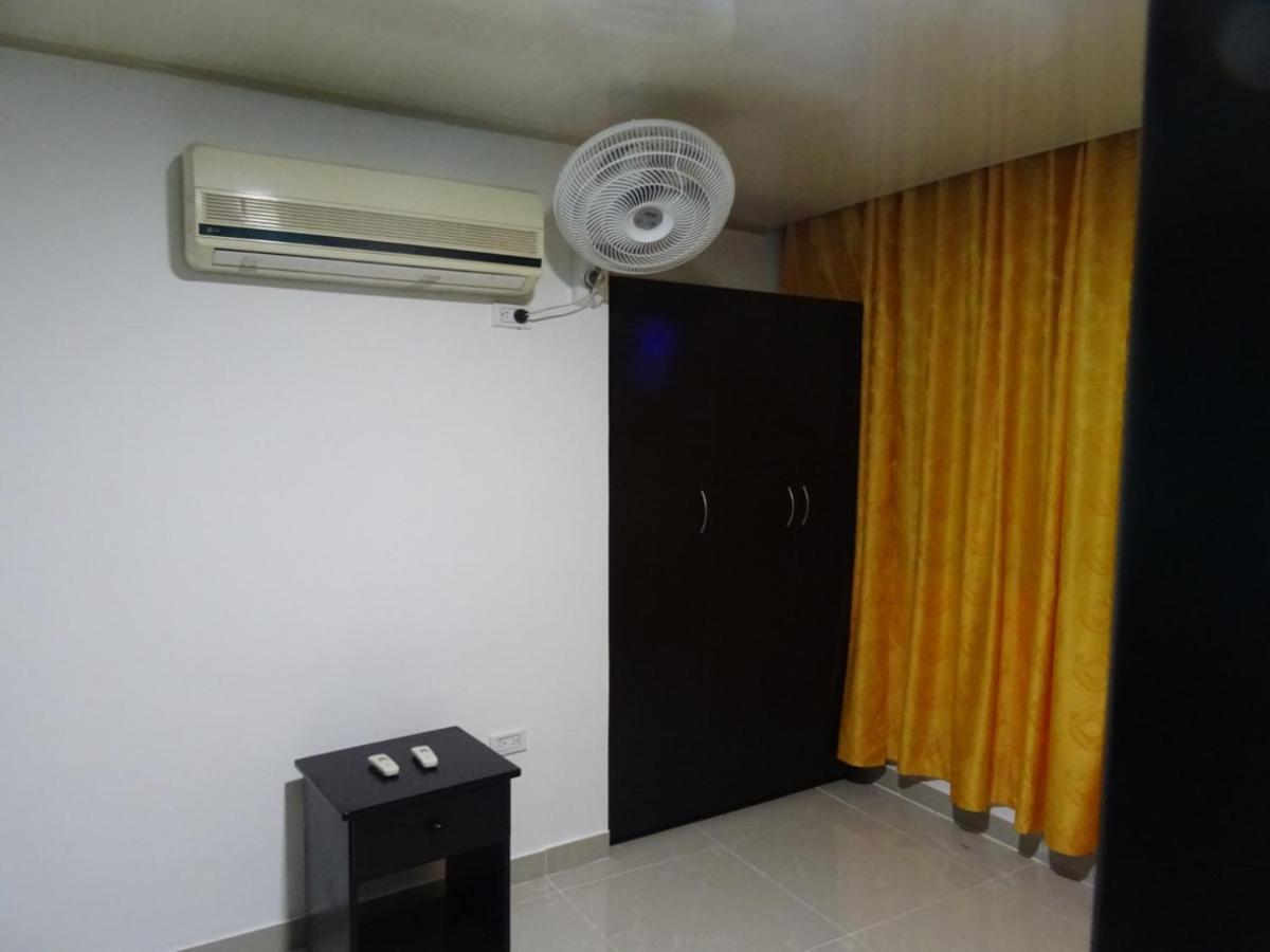 Al Frente De La Playa El Rodadero! Amplio Y Hermoso Apartamento